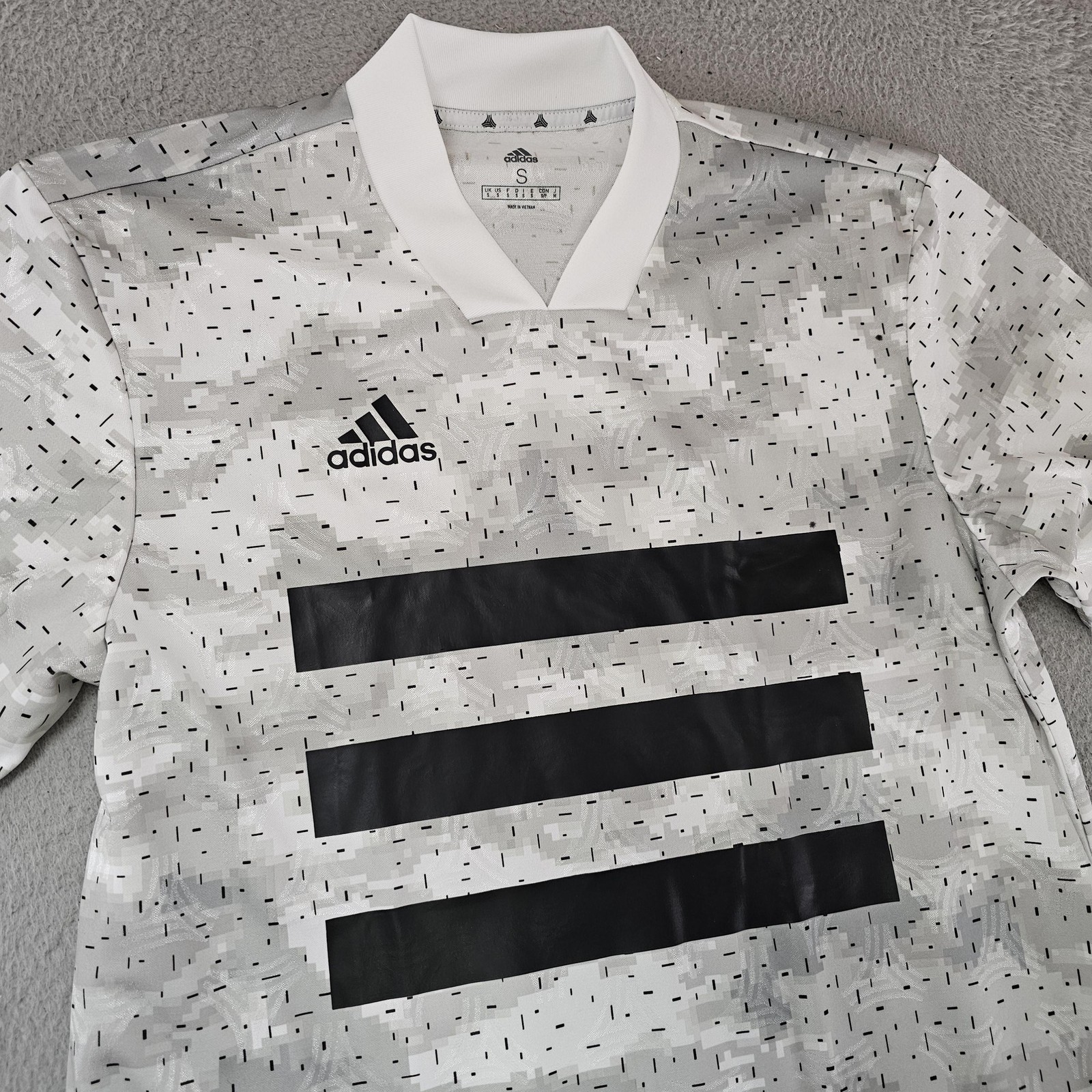 Adidas Shirt Mens Small White Gray Soccer Jersey Three Stripes Collared Patch gallery