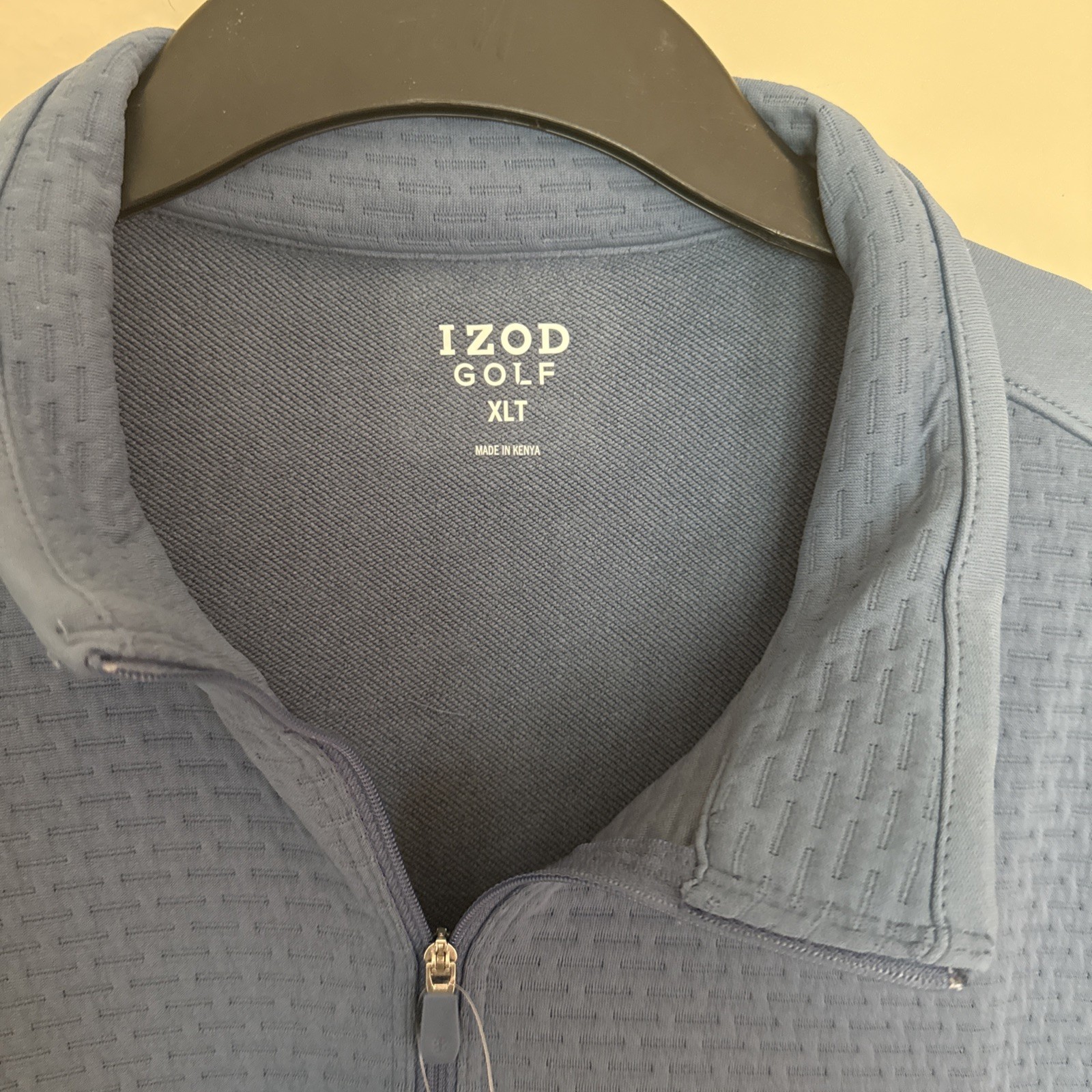 IZOD Men's Hydrashield Lightweight Golf Vest in Blue Size XLT NWT gallery