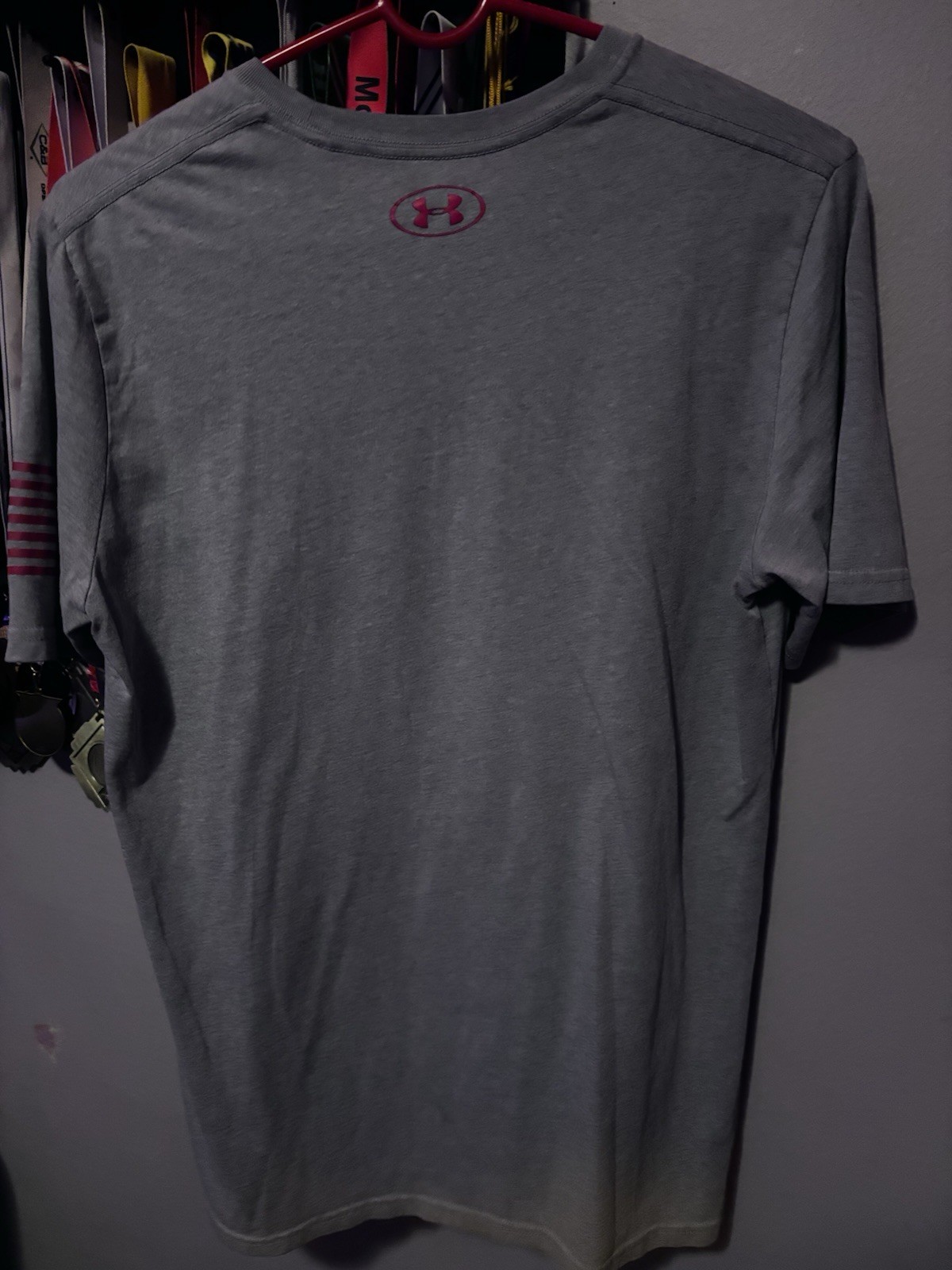 Under Armour HeatGear Men’s S Loose Crew Neck Graphic Print T-Shirt Gray gallery