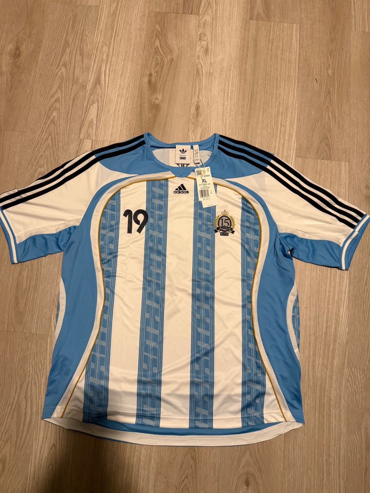 KITH x Messi x Adidas Football Jersey Brand New XL Blue/White In Hand gallery