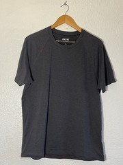 Rhone Athletic Short Sleeve Performance T-Shirt Gray Size L Nylon/Poly/Elastane