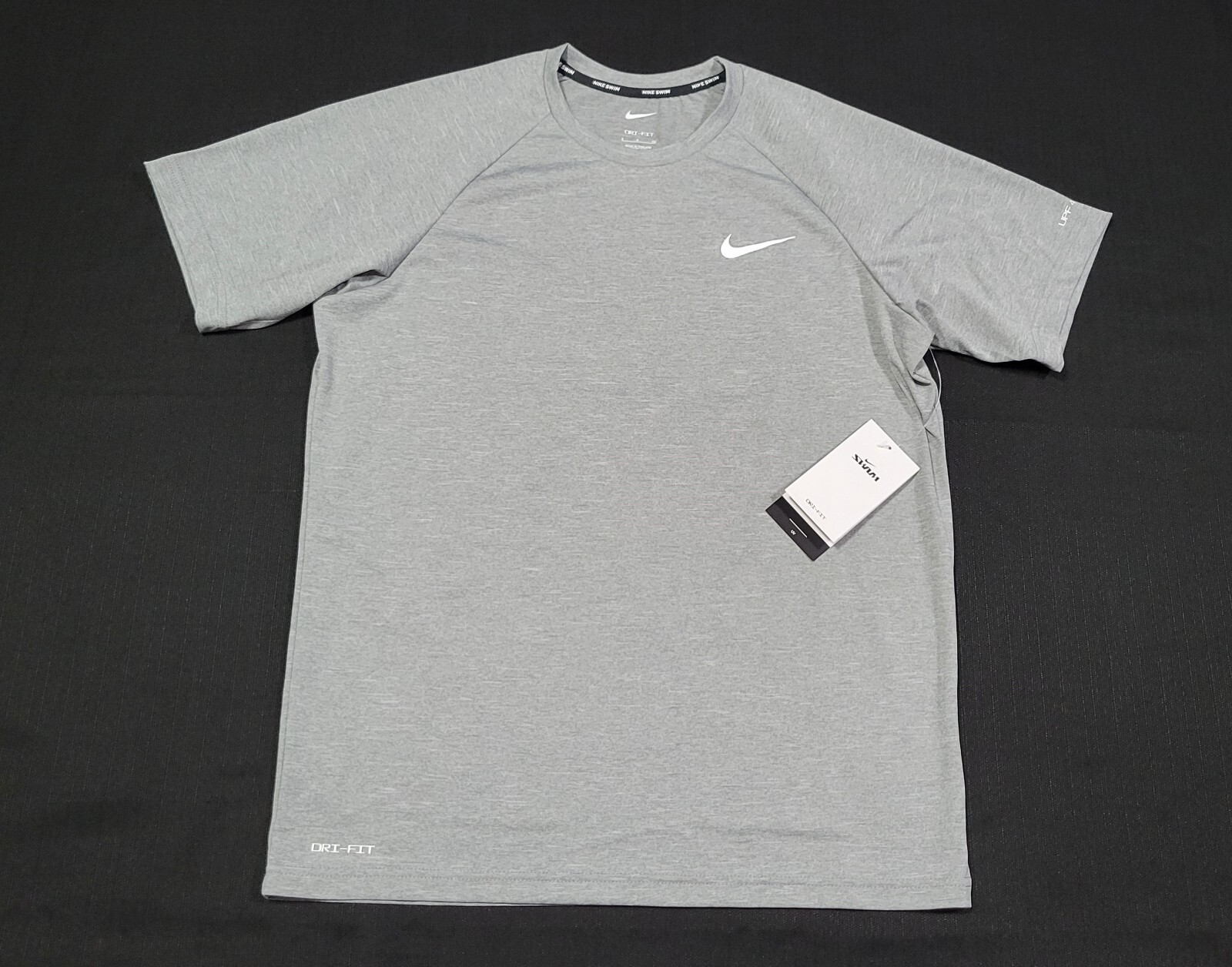 NIKE Mens Essential Hydroguard Swim T-Shirt UPF 40+ NESSA589-090 Gray SZ Small gallery
