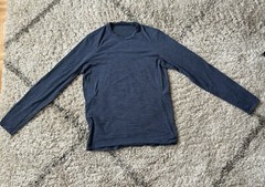 Lululemon Men’s T-Shirt Long Sleeve Zipper Pockets Thumb Holes Blue