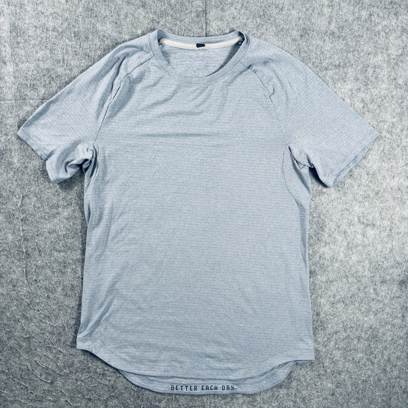 Lululemon Shirt Mens Small Light Blue Drysense License To Train Gym Training gallery