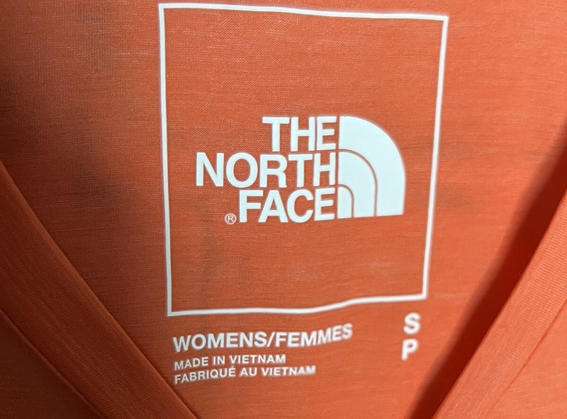 The North Face Womens Sunriser Active Running Short Sleeve T-Shirt Orange Small gallery