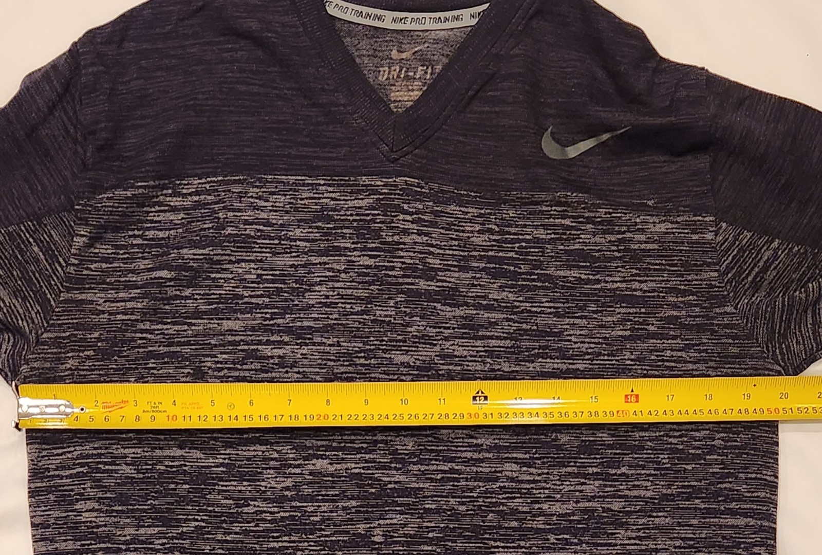 Nike Pro Training V-Neck Dri-Fit Heather Gray Shirt Men's XL (Small to Fit) gallery