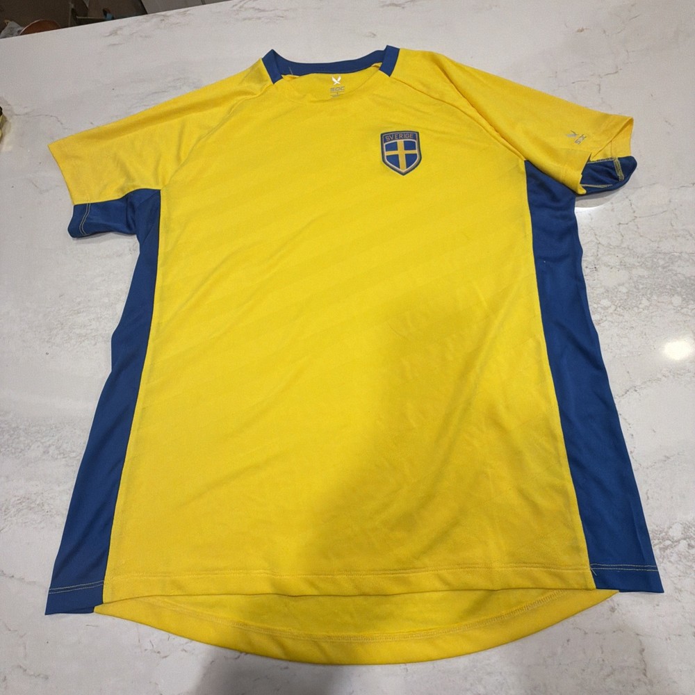 SOC Sweden FIFA Soccer Football Men’s Jersey, Size Adult Small Sverige