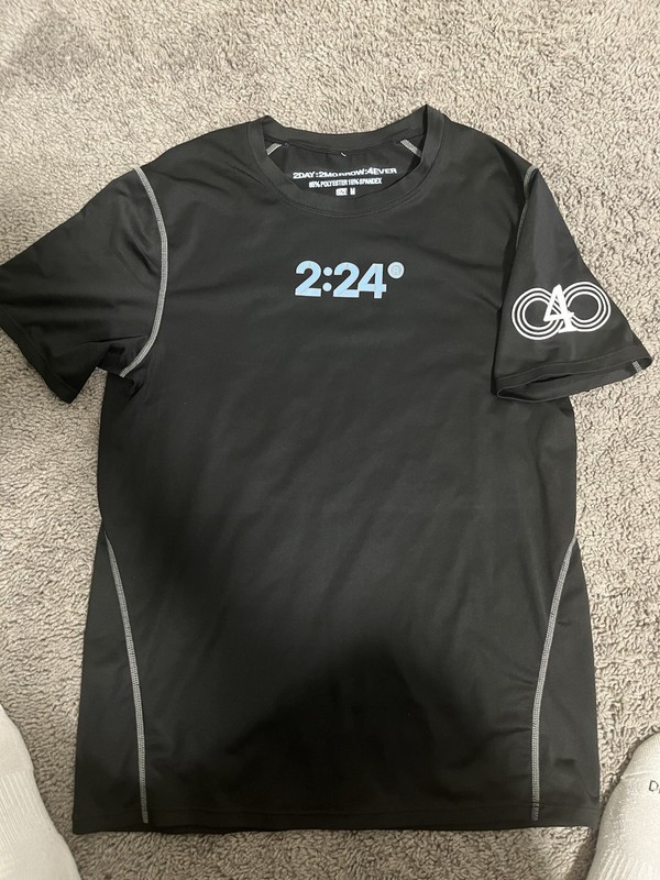 2DAY:2MORROW:4EVER 2:24 Logo Men’s Black Athletic Stretch Tee Crew M gallery