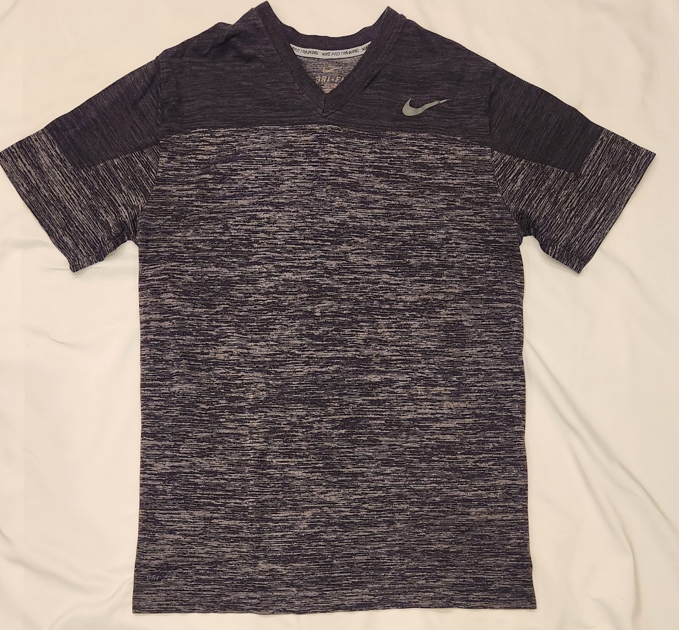 Nike Pro Training V-Neck Dri-Fit Heather Gray Shirt Men's XL (Small to Fit) gallery