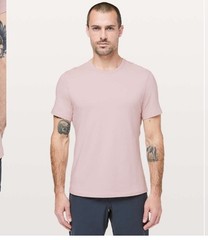 Lululemon 5 Year Basic Tee *Curved Hem – Men’s Medium – Misty Pink