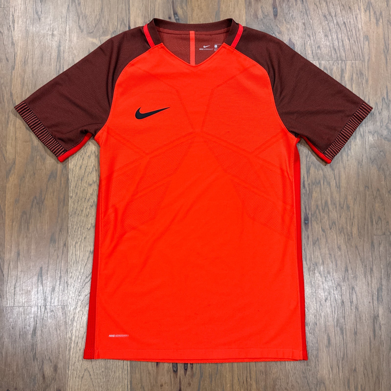 Nike Shirt Mens S Neon Red Aeroswift Dri Fit Striker Vented Performance Stretch gallery