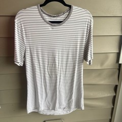 Lululemon Grey White Striped Short Sleeve T-shirt Activewear Athleisure Men’s L