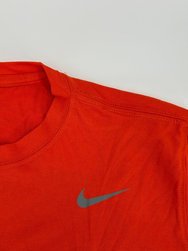 Nike T-Shirt Mens Large Orange Legend Poly Dri-Fit Short Sleeve Retro 727982-888 gallery