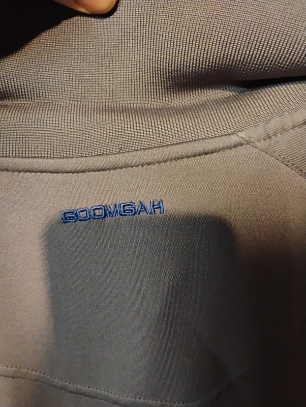 XXL gray and blue vinted boombah brand shirt With blue vinted XXLwith emblem on gallery