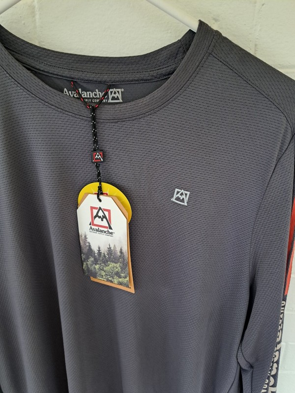 NWT Avalanche Men's Large UPF 50+ Long Sleeve Quick Dry Long Sleeve Shirt Gray gallery