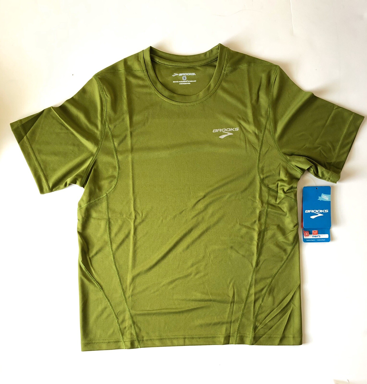 Brooks Shirt Mens SmallVersatile Running Short Sleeve  Activewear gallery
