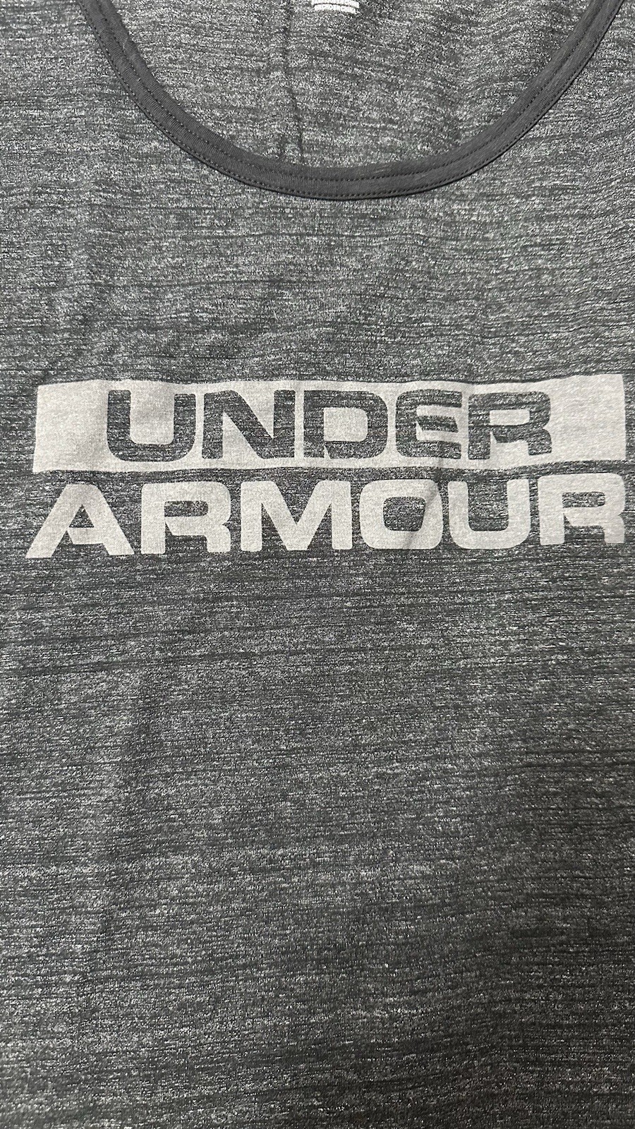Under Armour Grey Sports Tank Top - Size XL - Sporty 🖤 gallery