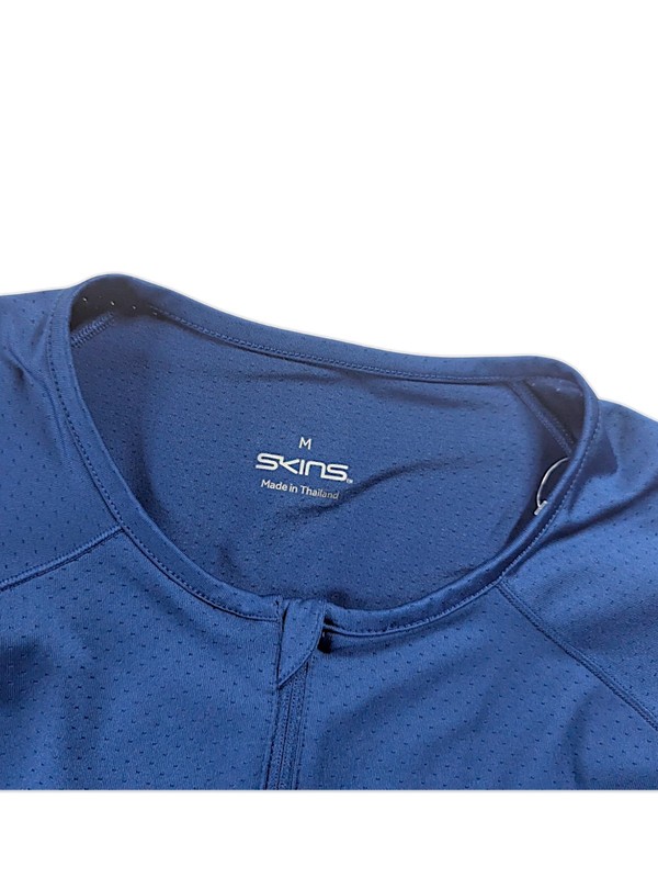 Skins thermal long sleeve training top breathable with thumb holes Size M gallery