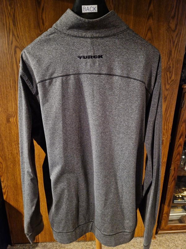 CB DryTec 1/4 Zip Pullover Mock Neck Long Sleeve Gray Lightweight Stretch Men's gallery