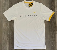 Nike Men’s Live Strong Training T-Shirt White Yellow Sz S 341394-100