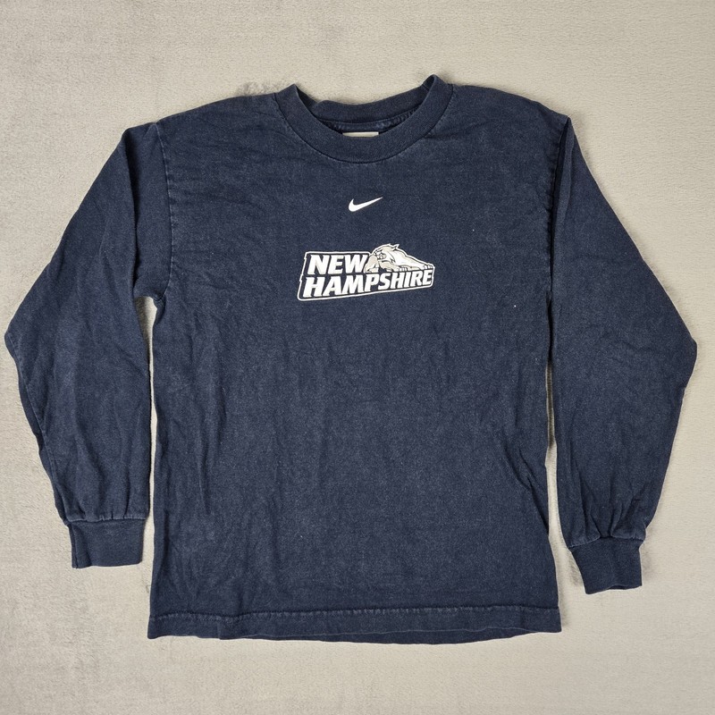 Vintage Nike University New Hampshire Shirt Youth Size Medium Navy Logn Sleeve gallery