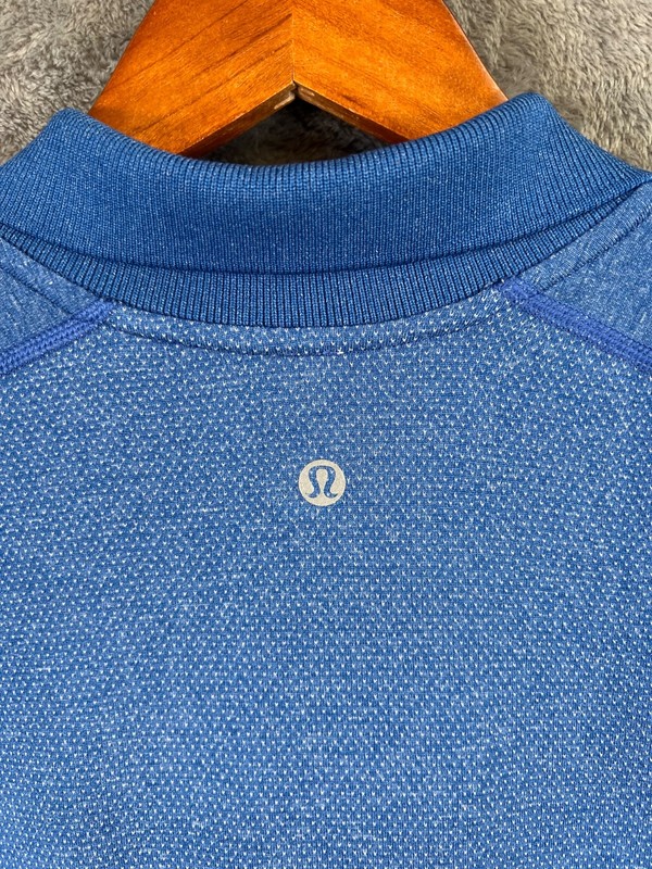 Lululemon Metal Vent Tech Polo Shirt Mens XL Blue Heathered Short Sleeve Golf gallery