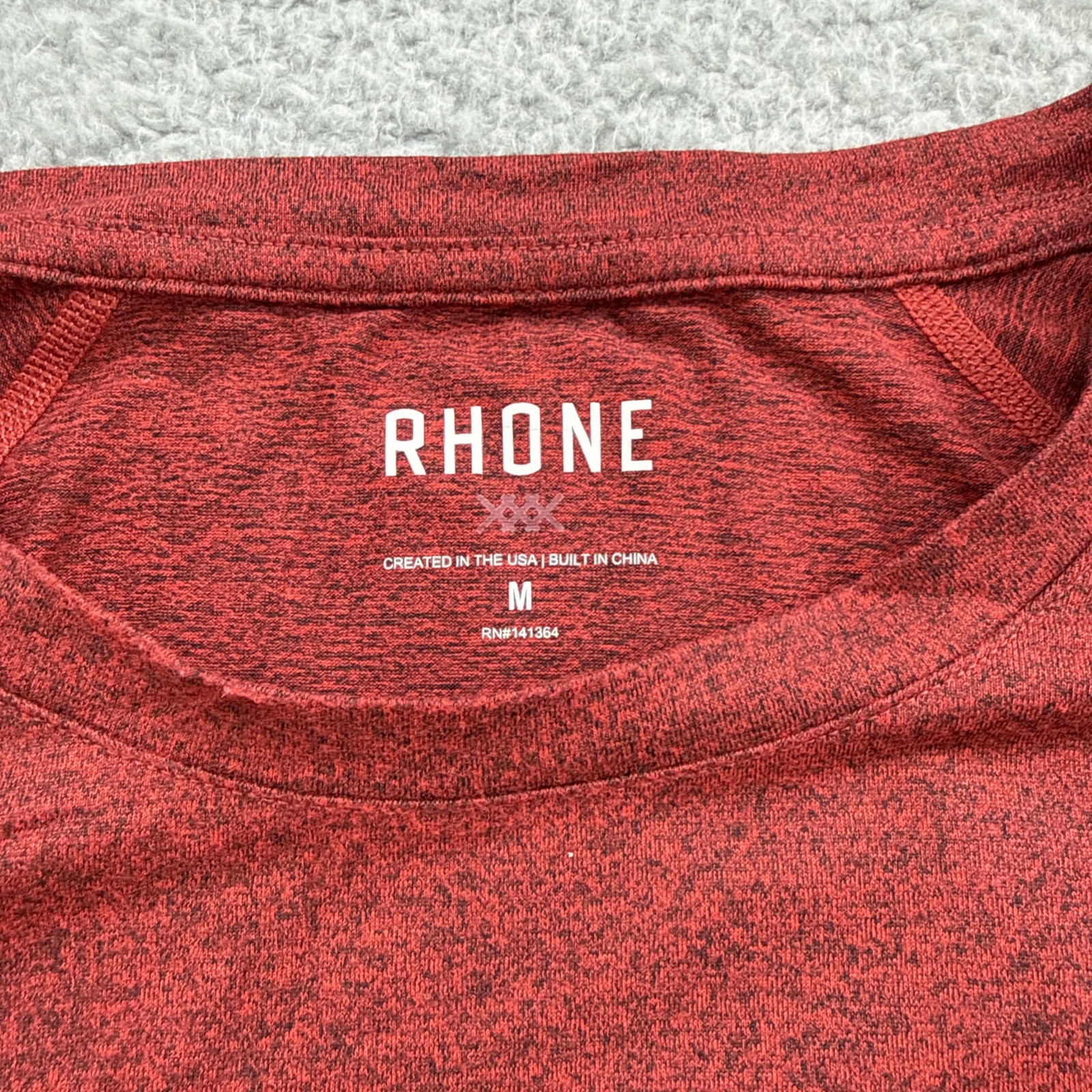 Rhone Performance Shirt Mens Medium Reign Long Sleeve Maroon Heather gallery
