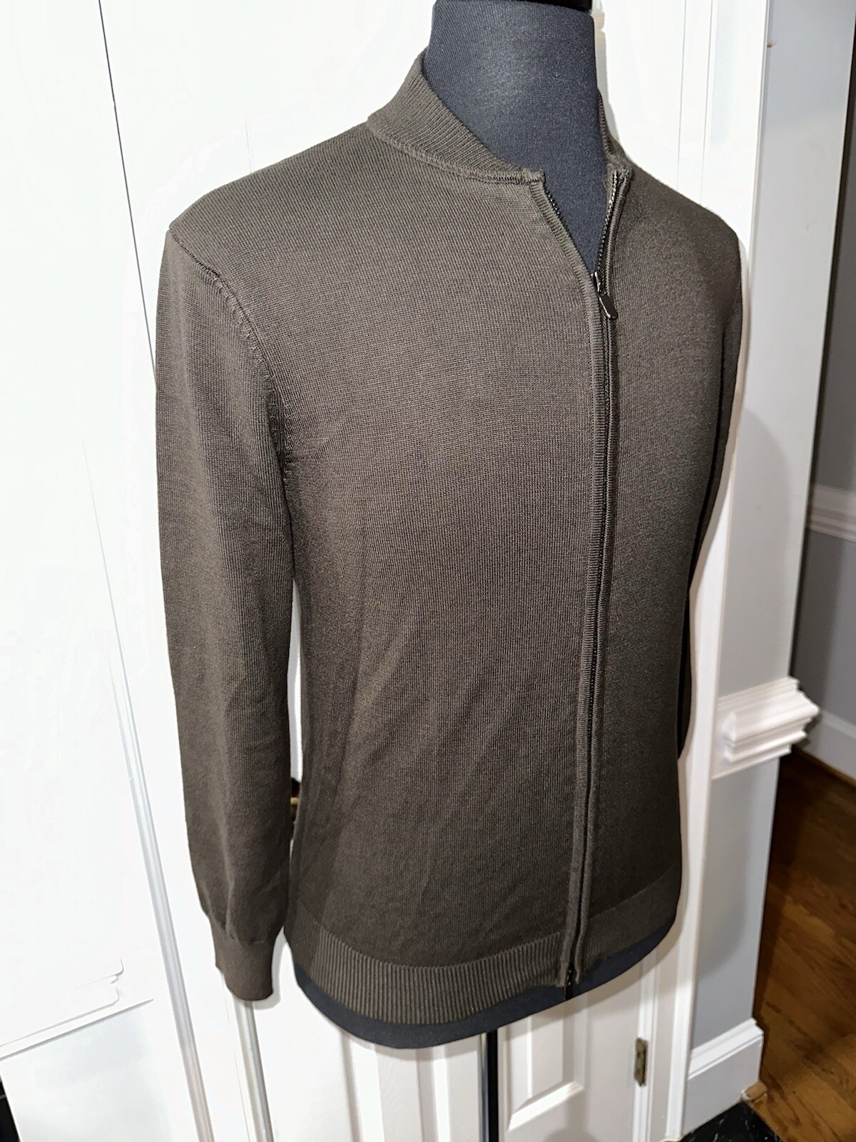 PAUL JONES, OLIVE, MEN'S DESIGNER, ZIP-UP, SWEATER/SHIRT Size: S gallery