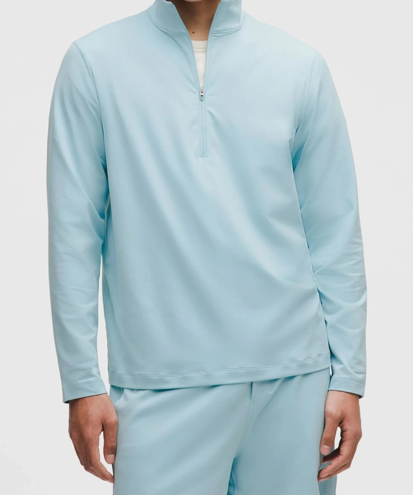 Lululemon Men's Soft Jersey Half Zip Foam Cloud Medium gallery