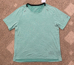 Men’s L Slim Fit Nike Run Division SS Running Shirt Top Lightweight DD6143-372