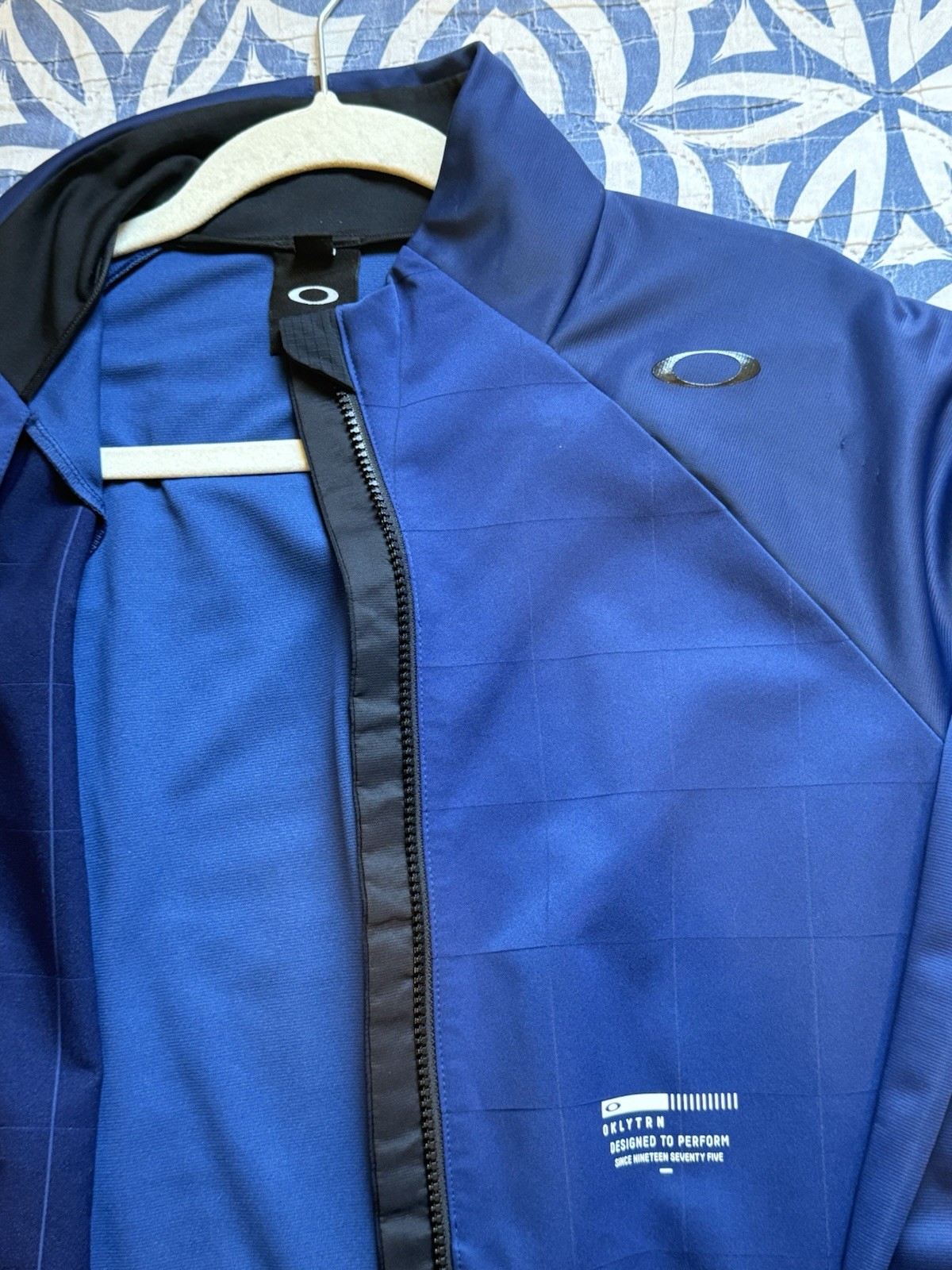 Oakely Enhance Tech Men’s Jersey Size XL Blue gallery