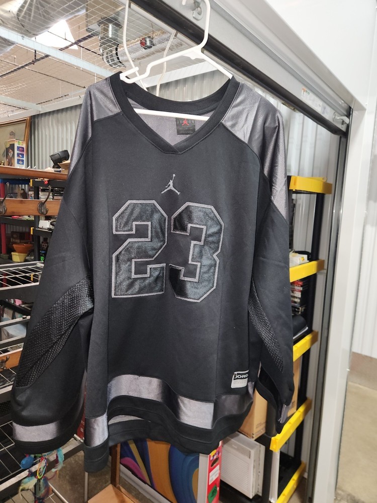 Jordan Brooklyn Collegiate Hockey Jersey in Black/Iron Grey