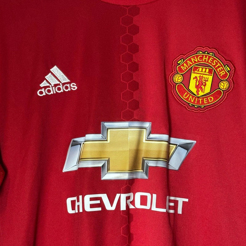 Adidas Manchester United Home Jersey 2016/2017 (Men’s Large) gallery