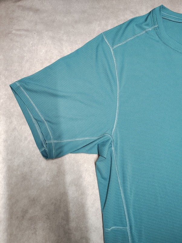 Patagonia T Shirt Mens M Aqua Blue Capilene Cool Lightweight Athletic Hiking Tee gallery