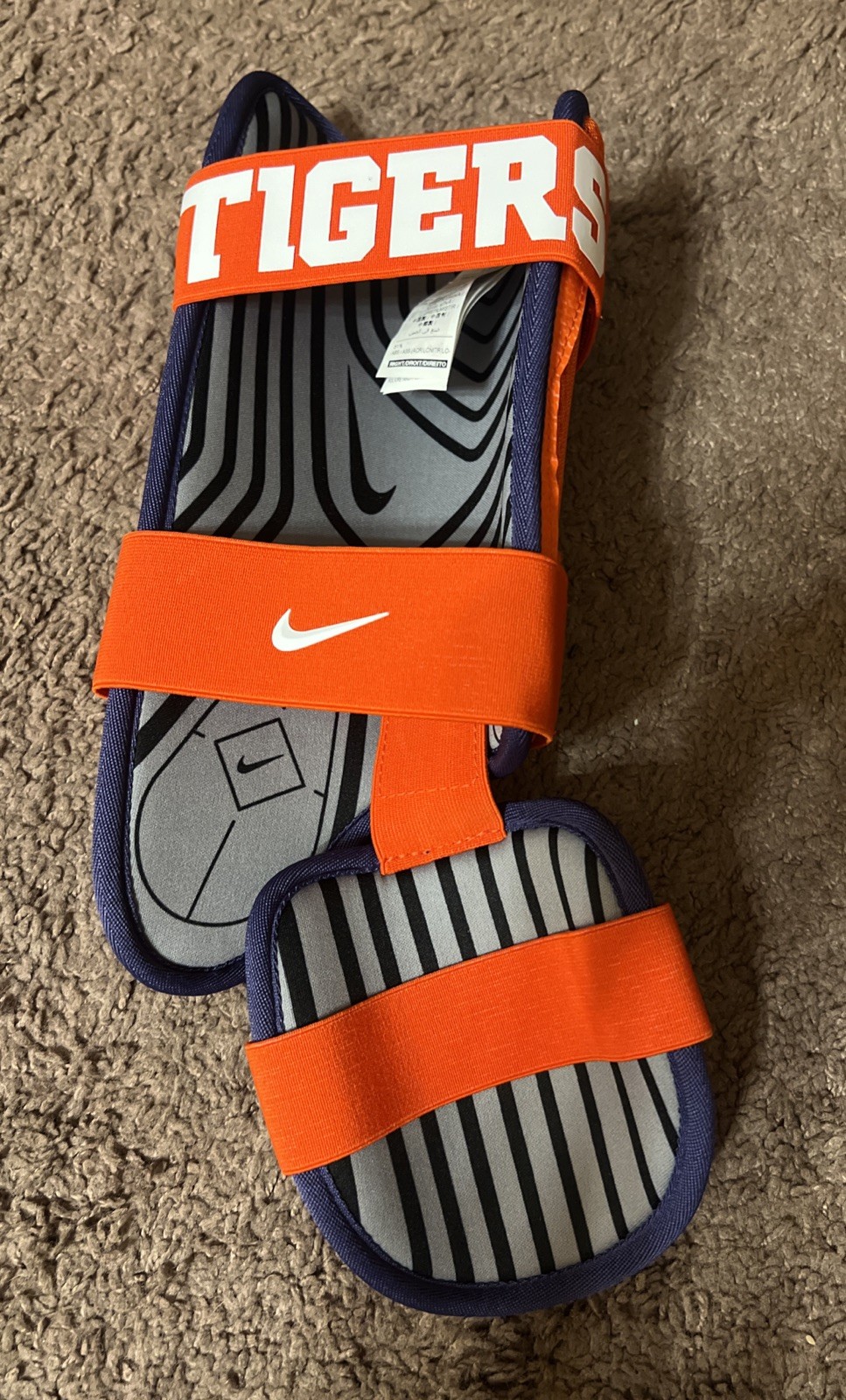 Nike Diamond Elite Team Issue PE Clemson Tigers Baseball Batter Right Leg Guard gallery