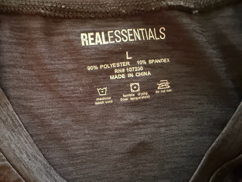 Real Essentials Dark Gray Heathered S/S V-Neck Athletic Tee, Men’s Sz Large gallery