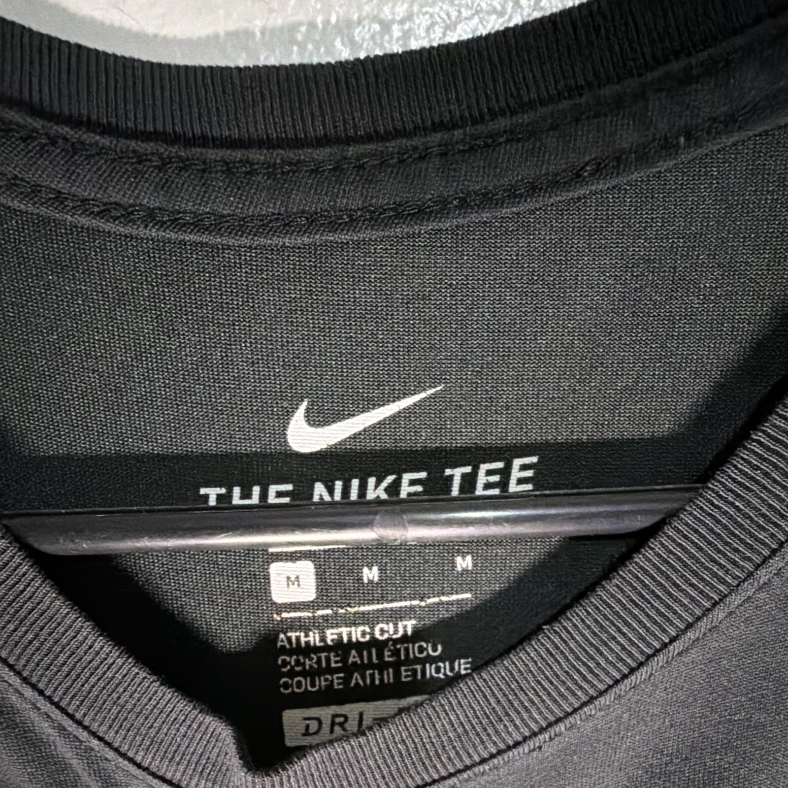 Nike Dri-FIT Men's M Black/Gold Athletic Fit Polyester LeBron Graphic Tee gallery