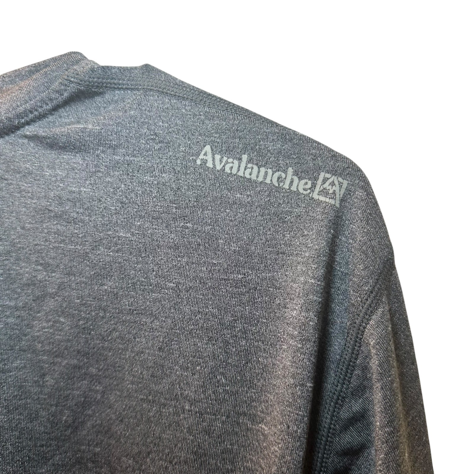 Avalanche Outdoor Apparel Performance Base Layer Shirt Men's *Medium* Gray gallery