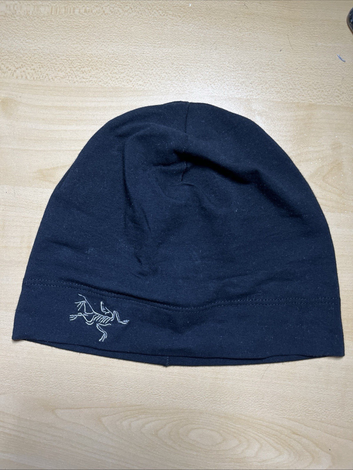 Brand New Arcteryx Rho Toque Black Wool Toque/Beanie Size M gallery