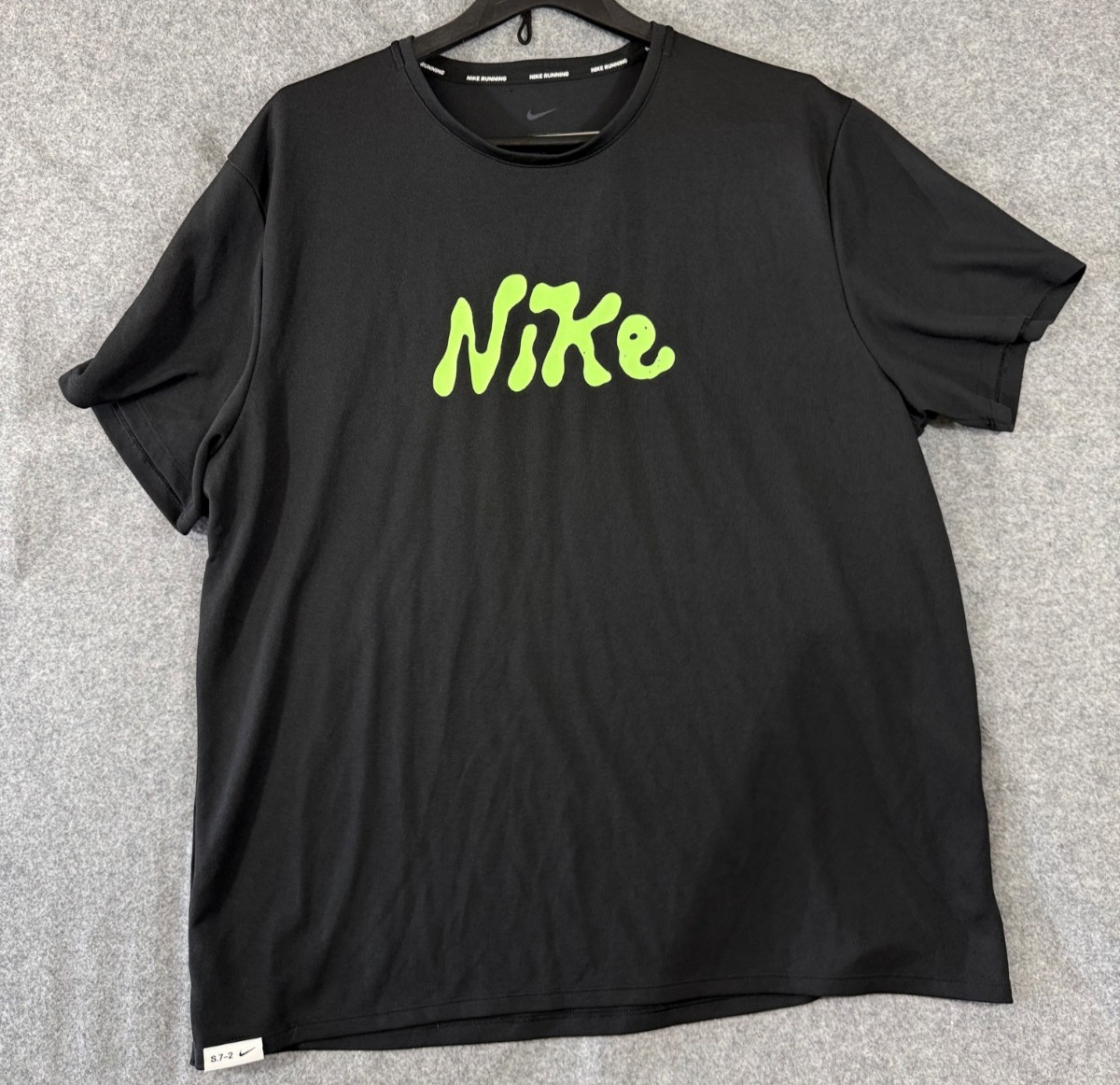 Nike Performance Running T-Shirt Mens XL Black Dri-Fit Short Sleeve Crew Neck gallery