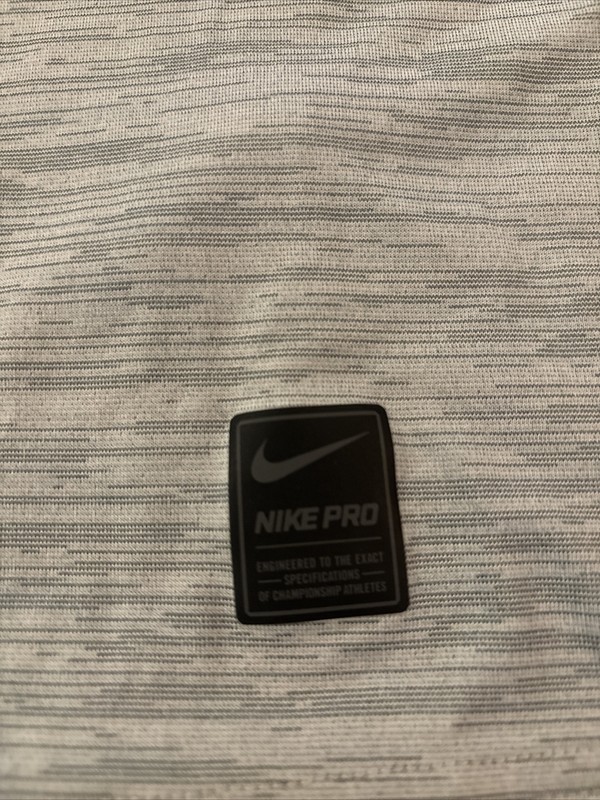 Nike Pro Fitted Base Layer Small Men’s Baseball/football gallery