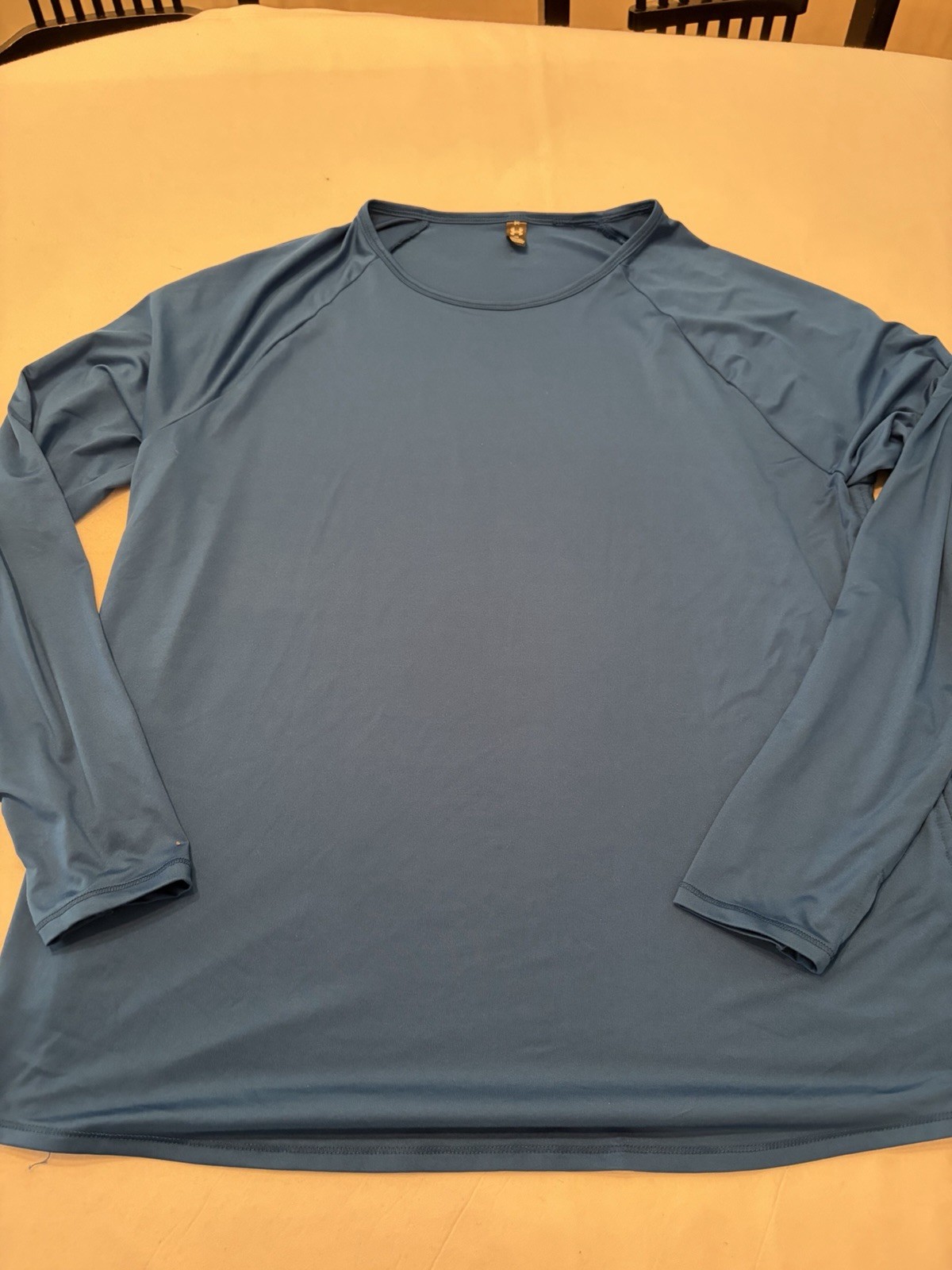 Under Armour Men's XL Blue Solid Polyester Raglan Long Sleeve Crew T-Shirt gallery