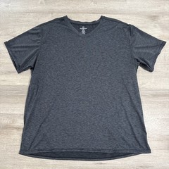Real Essentials Shirt Men’s Gray V Neck Performance Short Sleeve 2XL Polyester