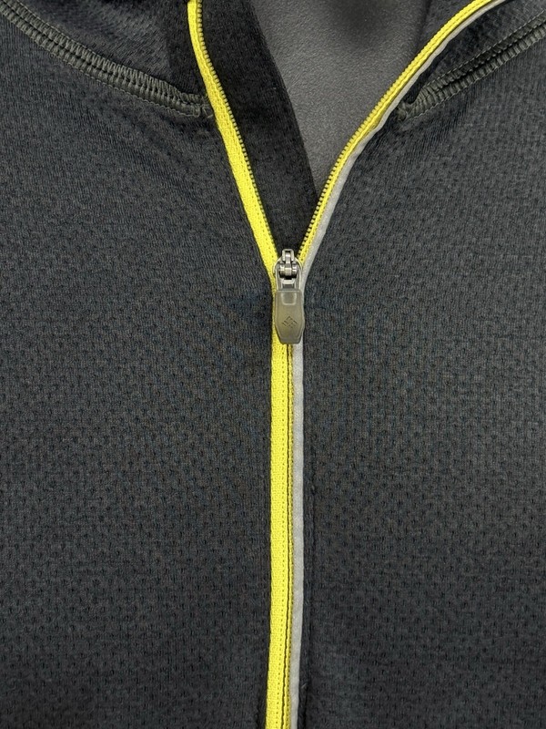 Columbia CharcoalGray Light Weight Running Shirt Omni-Shade Men’s Size Medium M gallery