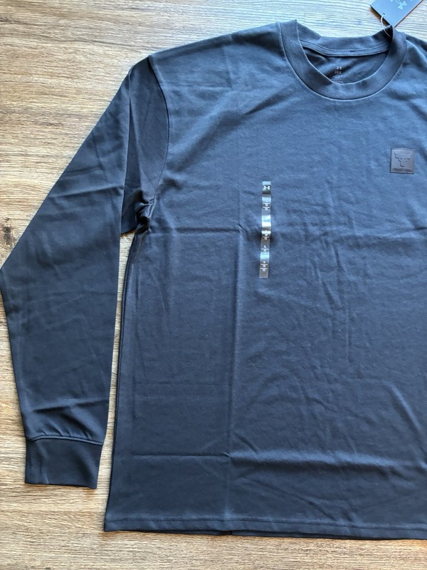 Under Armour Project Rock Cuffed Long Sleeve Black T-Shirt Size Large Loose Fit gallery