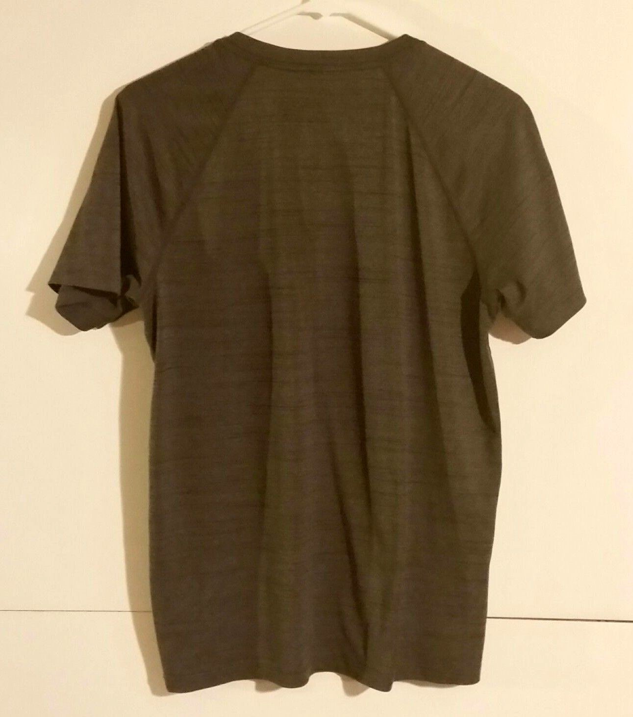 Hind Hydra Running Shirt Small Gray With Dark Lines gallery