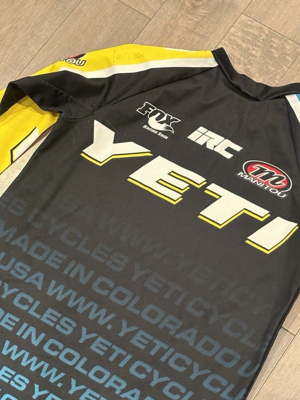 Yeti Cycling Jersey Shirt Mens Small Blue Yellow Rider Signed Voler gallery