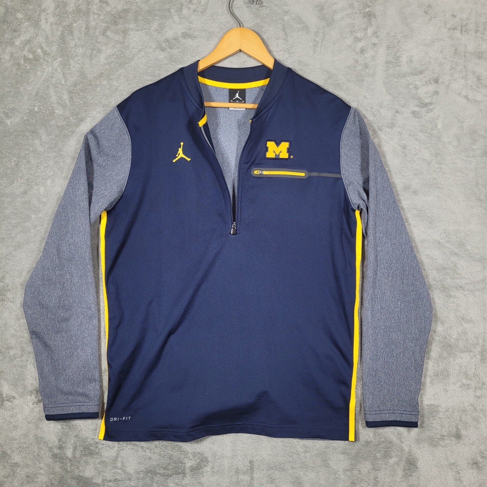 Nike Jordan Pullover Mens Medium Michigan Wolverines 1/4 Zip Dri-FIT Navy Blue gallery