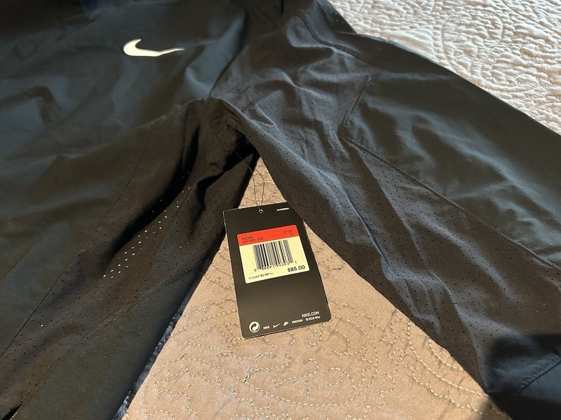 Nike Men’s Baseball Jacket Short Sleeve (3/4) 897383-010 Black Size Large $85 gallery