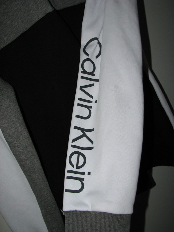 Calvin Klein 1/4 Zip Pullover Sweatshirt Men’s Size M Black White Gray excellent gallery